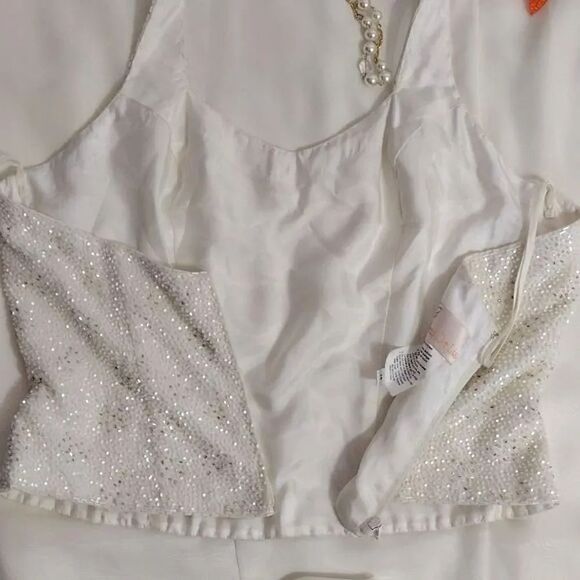 Fleur de lis VTG Ivory Beaded 2 Piece Halter Wedding Dress NWT *Fits Like Med - Picture 16 of 17